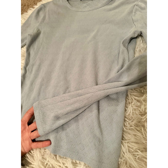 Brandy Melville Baby Blue P6 100% Cotton Heart Embroidered Sweater Top - Picture 2 of 6